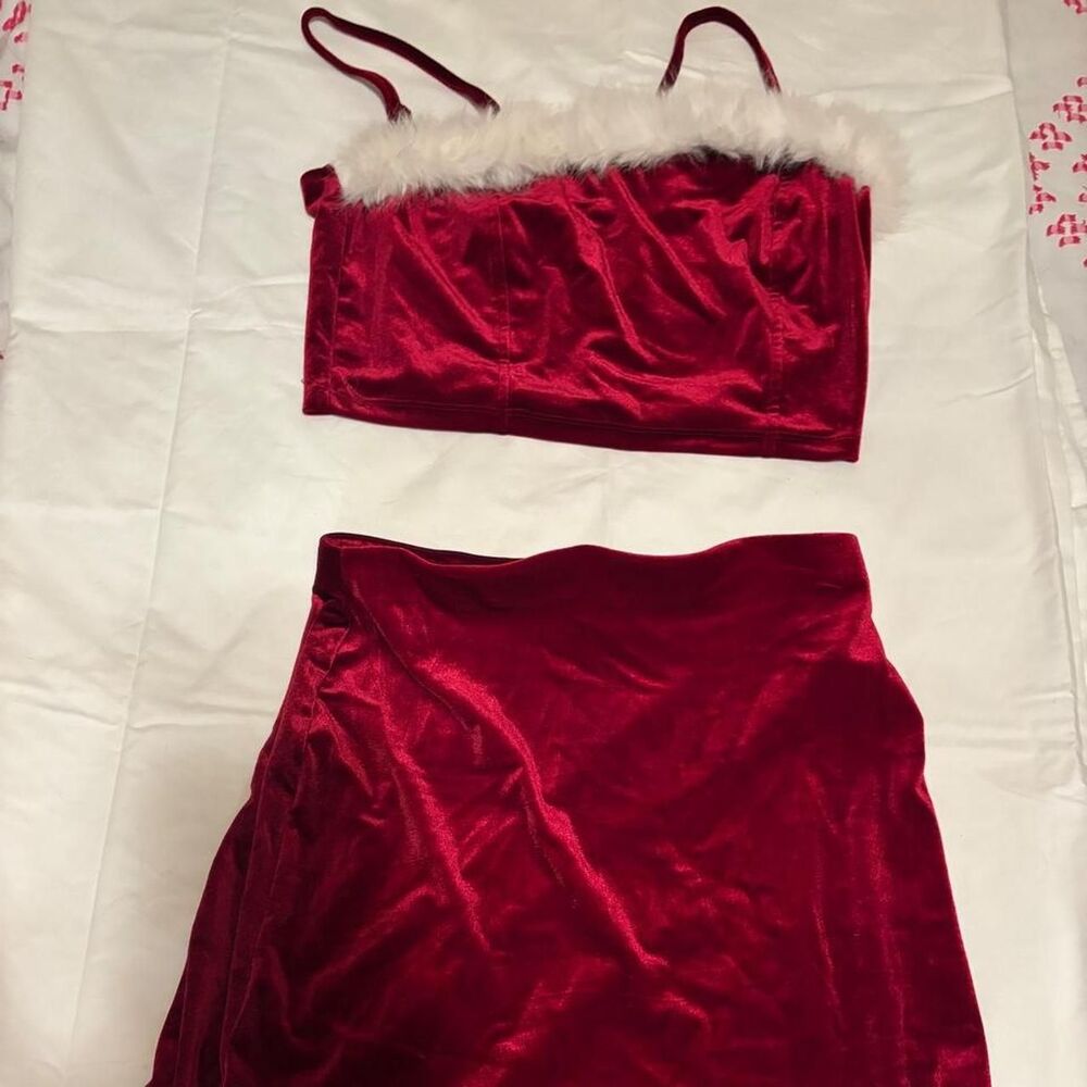 Wallflower Women's Red and Burgundy Vest